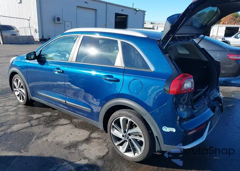2018 Kia Niro Touring from USA, damaged, VIN KNDCE3LC1J5120643